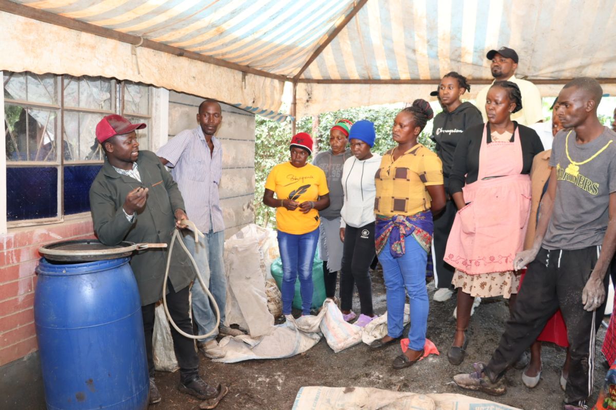 Machakos Farmers Trained on Organic Fertilizer and Organic Pesticide Production